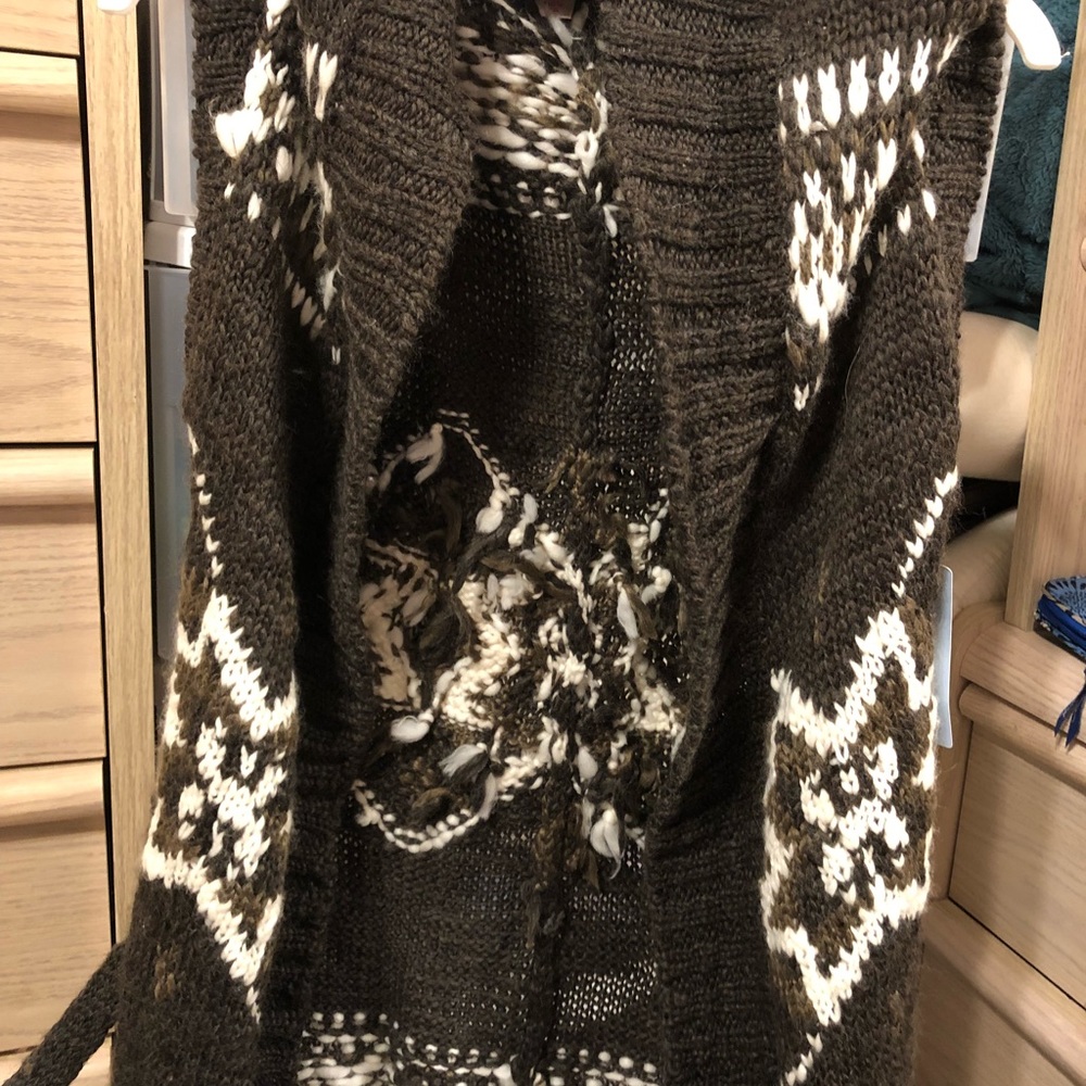 short sleeve sweater